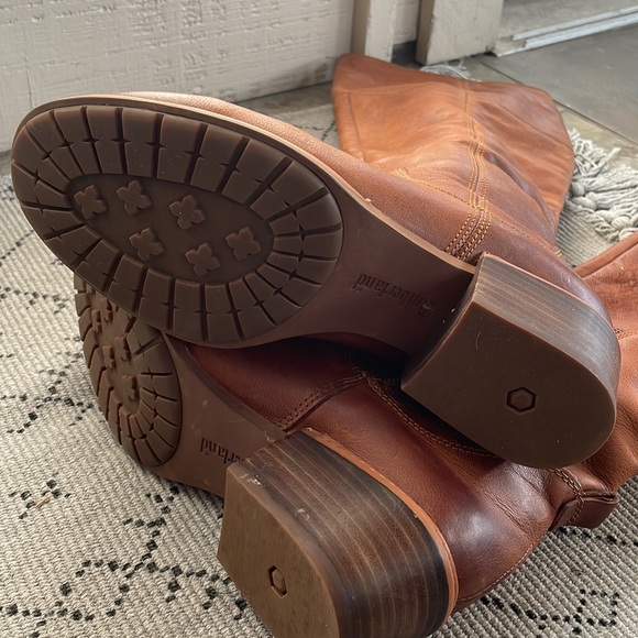SOLD // Timberland brown leather boots - Picture 5 of 9